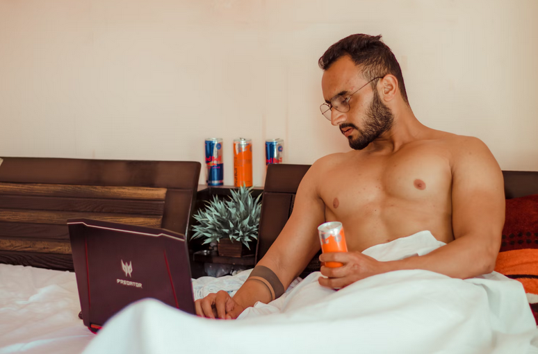 Mistakes to Avoid When Seeking to Sell Adult Entertainment Content Online